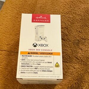 Hallmark Xbox 360 Console Ornament - White new in box